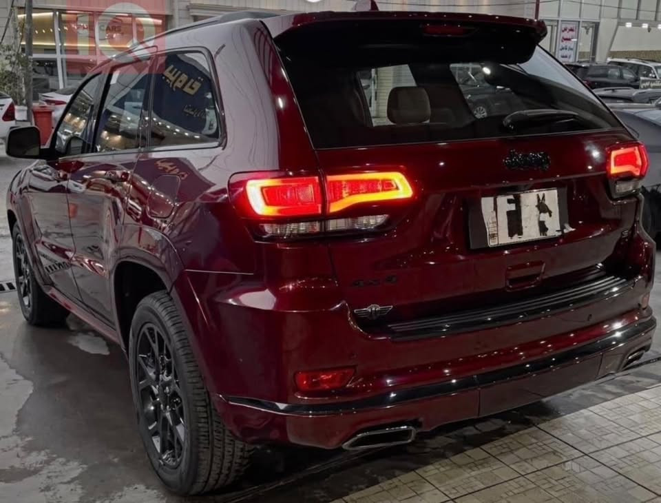 🔥 للبيع Jeep Grand Cherokee S موديل 2022 🔥

📍 المواصفات:
✅ لون كرزي مميز
✅ داخل أحمر فاخر
✅ ماشية 55 ألف كم فقط
✅ رادار أمامي
✅ فول مواصفات
✅ مشروع وطني الجديد
✅ رقم بغداد باسمي
✅ السيارة باسمي مباشرة

📍 حالة السيارة:
✔️ مكفولة من الصبغ والبارد
✔️ فحص وهزة جديدة
✔️ لا تحتاج أي مصروف
✔️ جاهزة للفحص بأي مكان يختاره المشتري
✔️ سيارة استخدام مرتب ونظيفة جداً من الداخل والخارج

💰 السعر: 345 ورقة

📞 ***********
