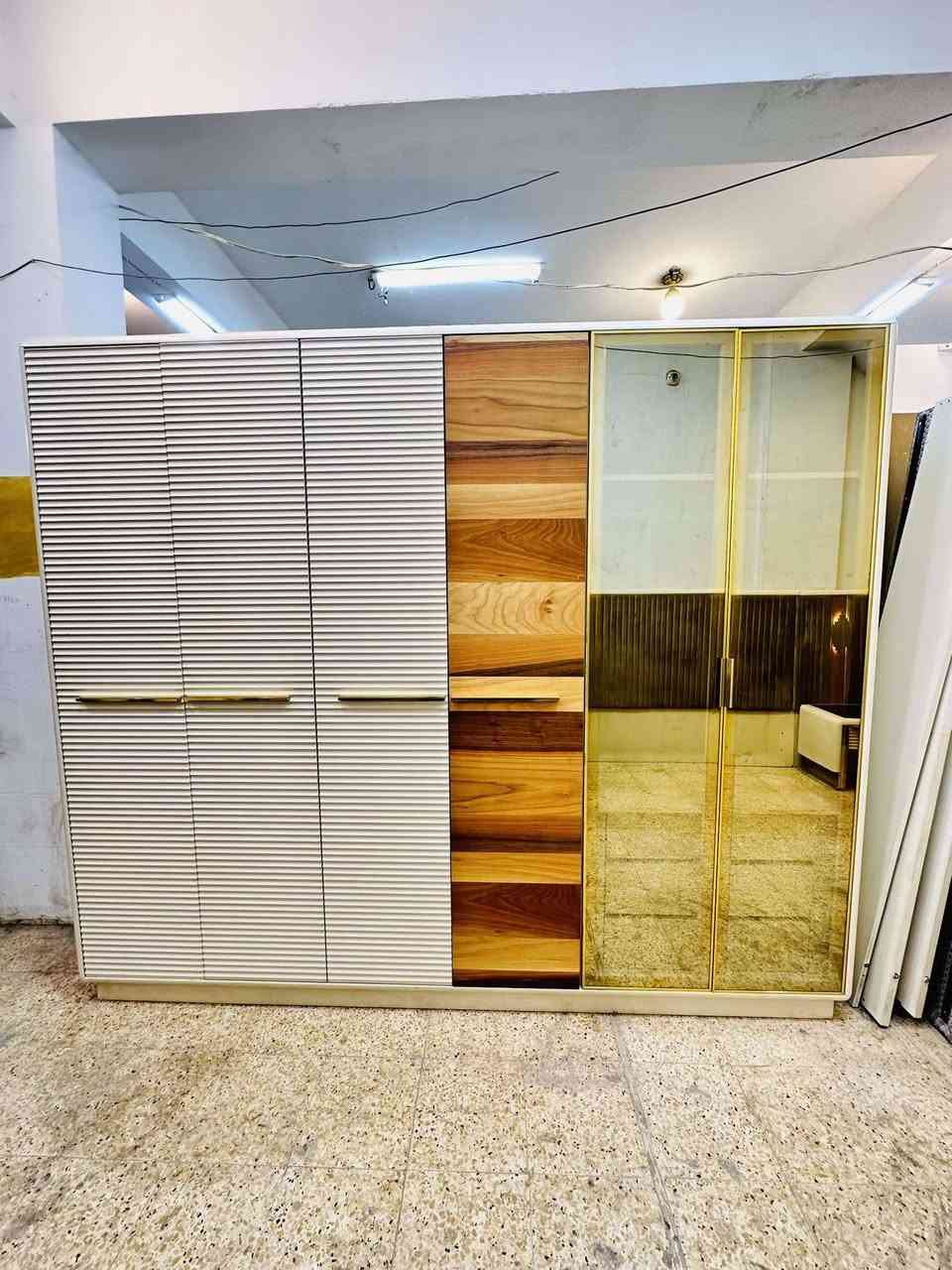 غرفه نوم تركي ٧ قطع براند ماركه مديل حديث اصدار 2025 نضام ابواب هايدروليك خشب ثقيل جدن سكك هايدروليك شفط سرير مخزن جكات اقماش وتر بروف اصلي ارجل حديد  سعر مليون و١٥٠ وبيه مجال لستفسار او لحجز ***********
