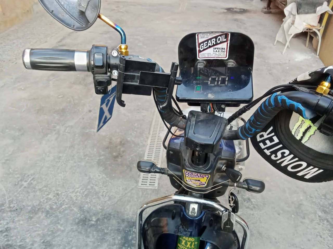 دراجه شحن للبيع مكاني الحسينيه الراشديه سعر ٤٠٠ وبيه مجال
‏‪***********‬‏
