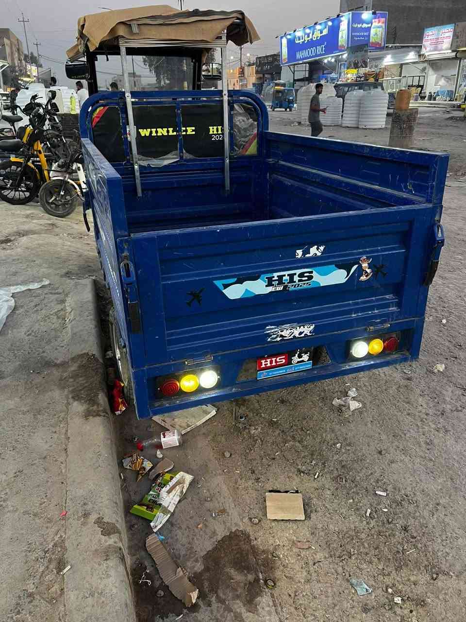 سلام عليكم ستوته شحن مويدل 26
6 بطاريات مسطره الكبار .
تشغل بصمة +لايت ثلجي .
دبل اشاره .
السعر 1250..
مكاني ابو غريب يم السوك او الكراج 
***********
*********** متوفر واتساب

