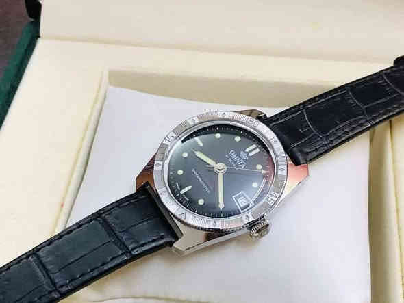 ساعة ( OMNIA ) السويسرية بتصميم دزاين شركة رولكس ، كالندر بحري ثابت ، ارقام فسفور ، عداد شهري ، تتحمل ضغط الماء ، ووتر رسستانت ، قطع كبير 42 ،،،
   ***********     واتساب
