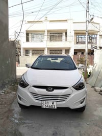 توسان موديل 14 فول مكفوله  عدا الجاملغ الامامي شخط ومصبوغ   بدون دواخل...