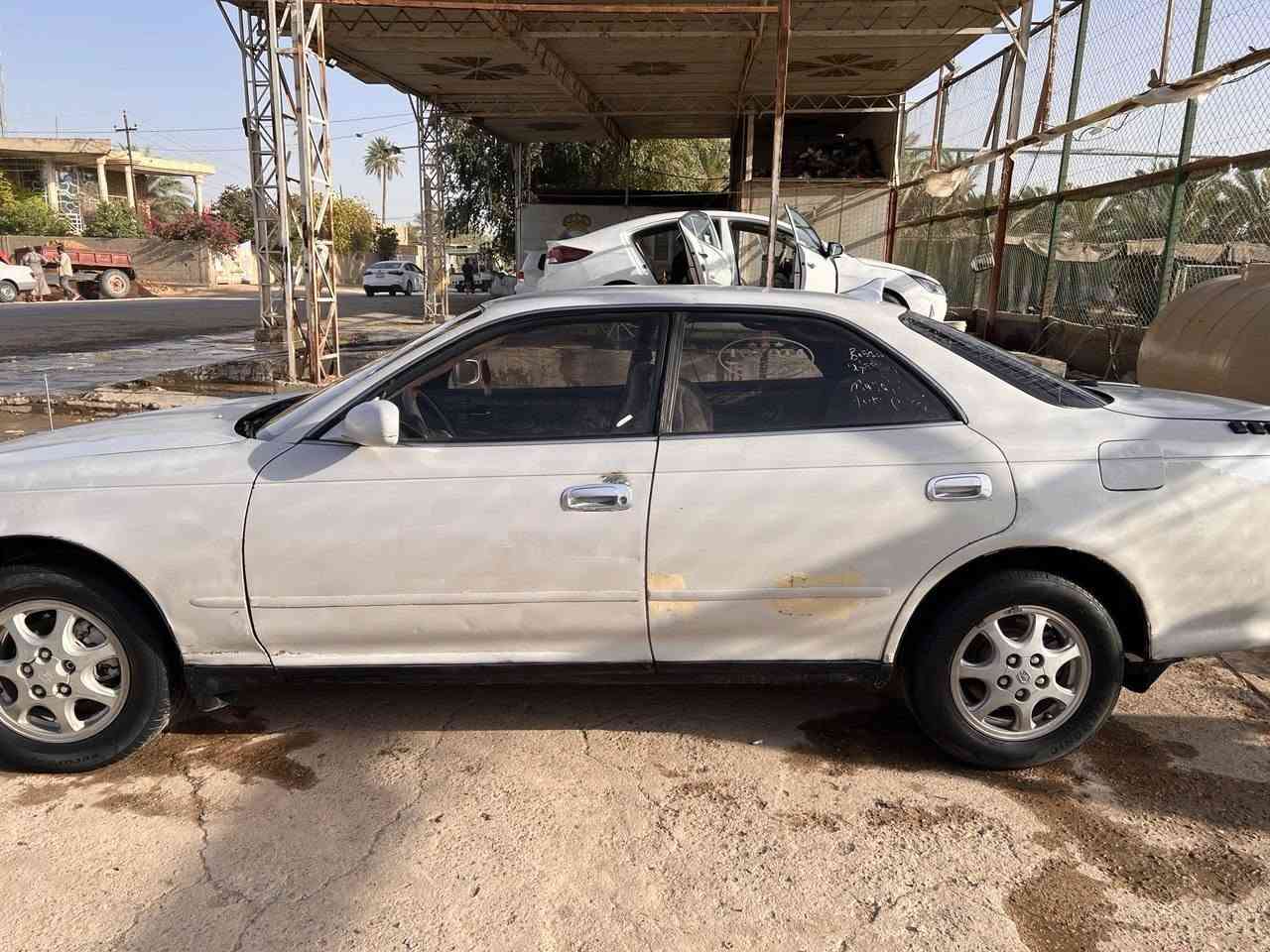 سلام عليكم مارك نفخ موديل 93بسمي رقم مثنى انكليزي مكينة 2٫5 تبريد شغال حدادية جاهزة مكفول من القص ونقل السعر $46 وبيا مجال مكان السياره  الديوانية ***********
