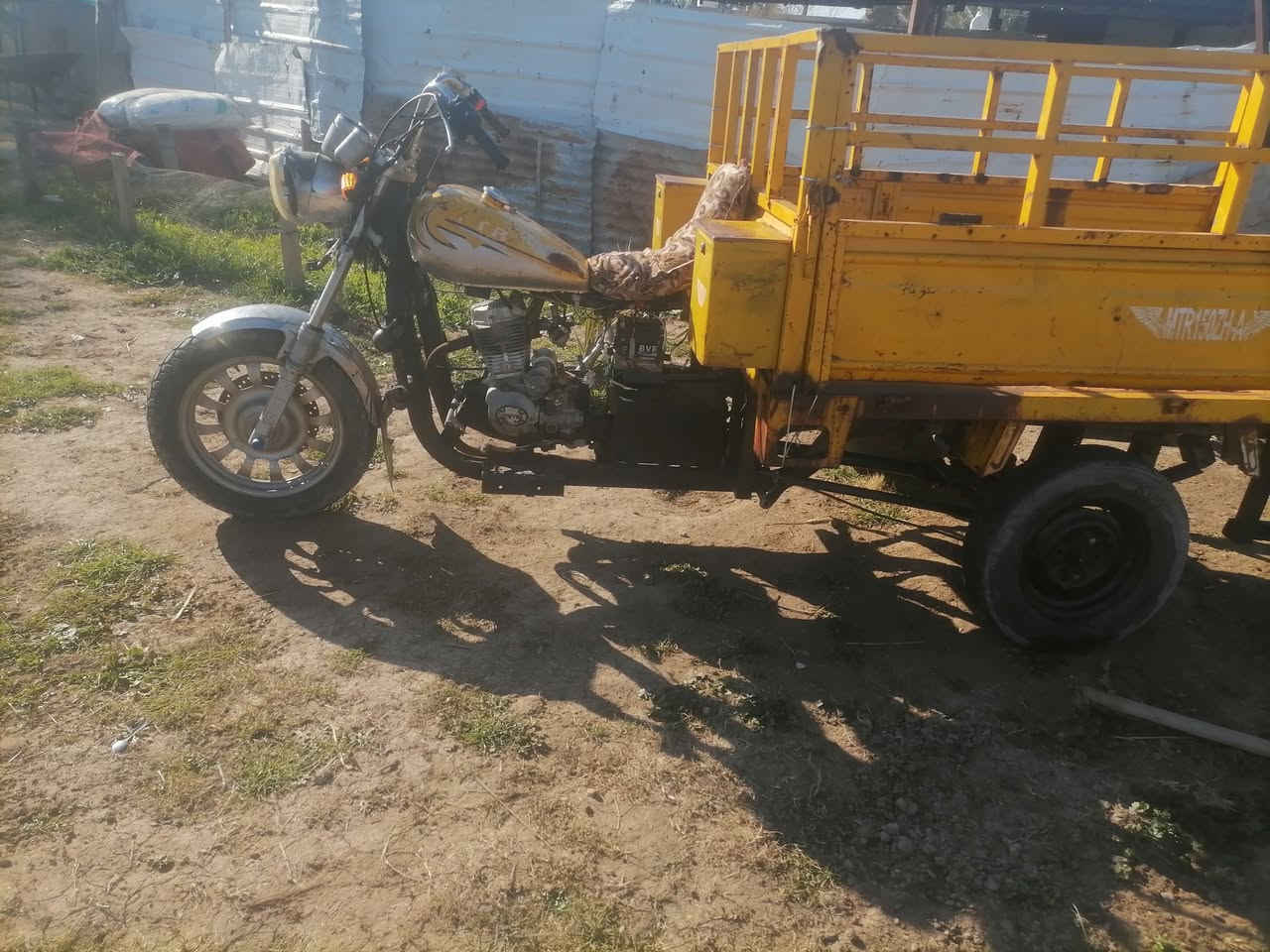 ستوته للبيع المكان الا نبارك الكرمه   ***********
