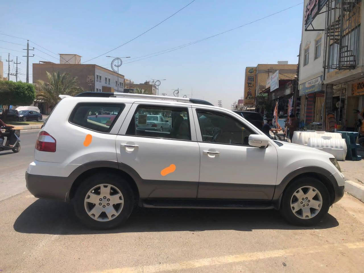موهافي موديل ١٢ واحد على واحد كفالة عامة عدا مكانين بار مقدار ٤ أصابع كما موضح بالصورة رقم بغداد انكليزي بااسمي محرك جديد ب ٢٠٠٠ دولار مجموعة تبريد كاملة جديد راديتر ماء وصالنصة جديد حدادية قبل شهر امامي خلفي من الدعامية للدعامية جديد تبديل لايتات عدسة ب ٤٠٠ الف *********** / *********** مكان سياره كربلاء سعرها ١٣٨ وبيها مجال بسيط
