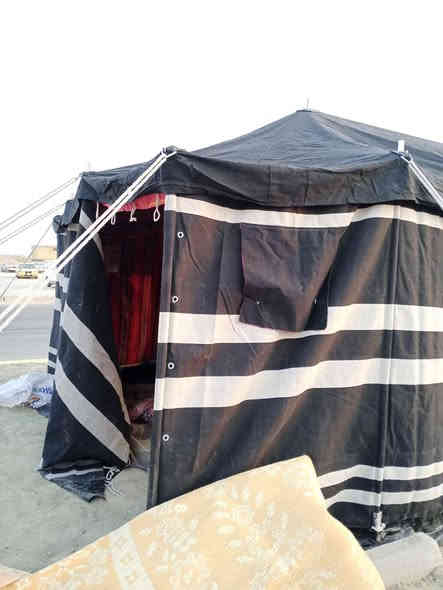 السلام عليكم خيمه اسعوديه اللبيع القياس 4×6 جديده بعدها المكان ناصريه مركز لاتصال ع  ***********
