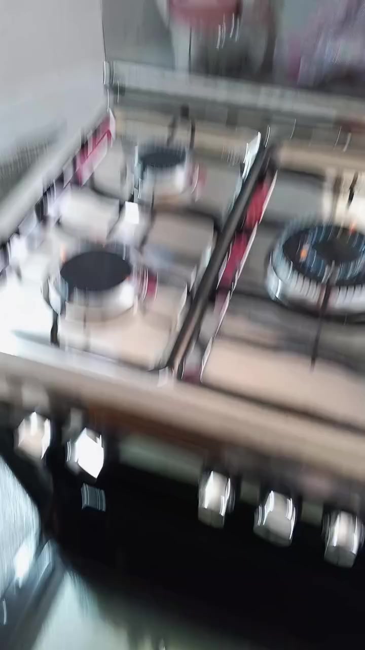 سلام عليكم طباخ توني ماخذه سعره 265بيه مجال نضيف نضافته درجه اولا ***********
