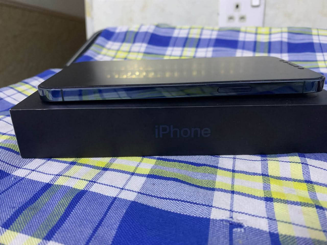 ايفون 12 برو ماكس 128 بطاريه 78مكفول من  الفتح وشرط الفحص نظافه فول الفول كامل ملحقات  للبيع سعره 400 الف قفل مكاني بغداد تقاطع النهروان الشراي يتصل ***********
