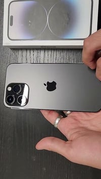 ايفون ١٤ برو ماكس • بطارية ٨٧ • شعب