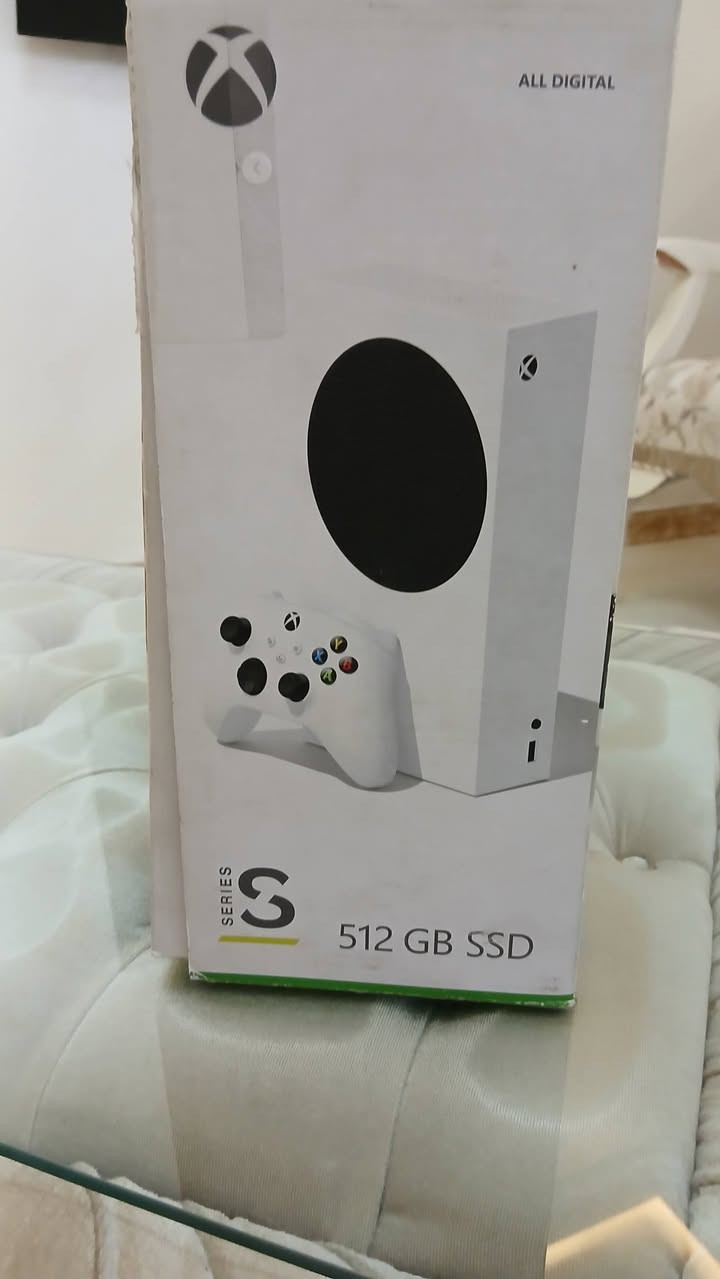 من رخصت الآدمن ​السلام عليكم عندي جهاز اكس بوكس سيريس اس (Xbox Series S) نظيف جداً وأخو الجديد للبيع. الجهاز استخدام نظيف وما بي أي نقص أو عيب.
​الملحقات: يجي وياه كافة ملحقاته الأصلية (الوايرات واليدّة الأصلية وستاند شحن وبطاريه يعني بس تشحن البطاريه مايحتاج تشتري بطاريات).
​لإضافات: بي اشتراك گيم باس (Game Pass) فعال، باقي بي شهر كامل وينتهي (يعني تاخذه وتلعب قبل ما تحتاج تجدد).
​النظافة: الجهاز شغال 100% وما مفتوح ولا مصلح نهائياً.
​💰 السعر:
​320 ألف دينار عراقي (قفل وبدون مراوس).
​📍 مكان : الأنبار - حصيبه الشرقيه]
📞 للتواصل والاستفسار: تگدر تراسلني خاص أو تتصل على الرقم: [***********) ماتلكى هيج سعر بكل العراق
