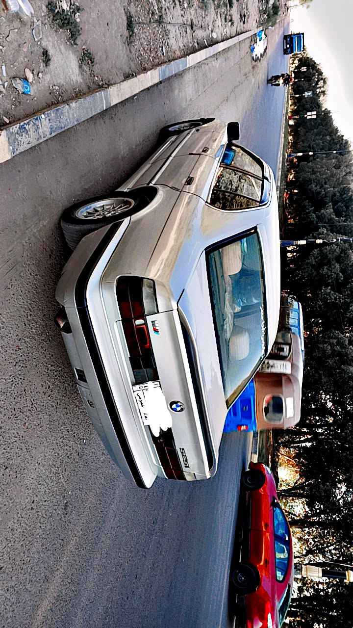 ‎السلام عليكم بيىم دبليو مسكر فانوس موديل ١٩٩١ 
بجم عريض كيرمكينه كفاله الاستفسار ***********‎ كربلاء, العراق
