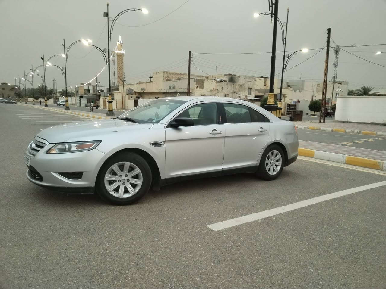 . السلام عليكم
للبيع فقط
فورد تورس موديل 2010 رقم شمالي
محرك V6
بيها قطعتين صبغ
باقي المواصفات معروفه
السعر 85 ورقه
العنوان. الأنبار _الرمادي
للأستفسار ***********
