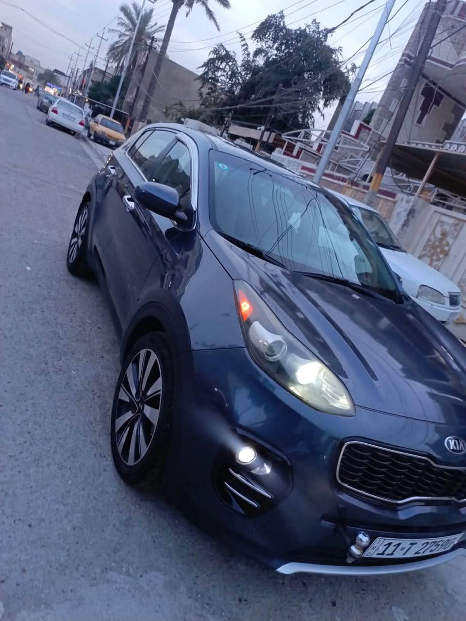 سلام عليكم كيا سبورتج ٢٠١٨ وارد امريكي سيارة حلوة ونضيفة مابيها اي نقص متصرف عليها شي حادثهة موضح بصور وسنورها موجود بل منشور مواصفات شاشة مثبت سرعة تحكمات جهتين تبريد ثلج مكينة ٢٤٠٠ GDI شرط بانزين عادي وتبريد ومتدك دوانز  السعر ١٣٥ شراي تجي تشوف سيارة وتدلل بيها مجال مكاني مشتل رقمي ***********
