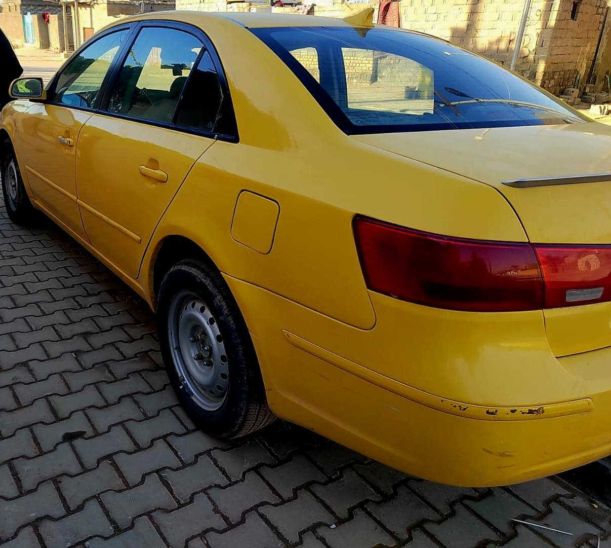 سوناتا 2010 للبيع  مصفره هيئه وغرامات حادثهه جاملغ وبنيد سياره بأسمي جاهزه مكان السياره رميثه ***********
