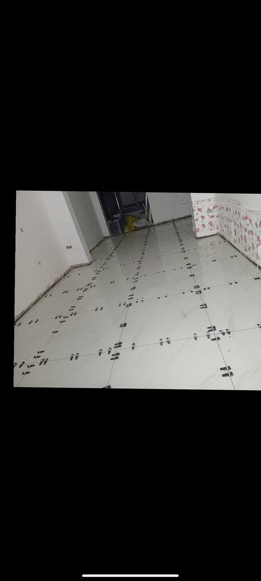 السلام عليكم خلف مصري سيراميك وبورسلين ومرمر وكاش شغل درجه اولى شغل على الليزر ***********
