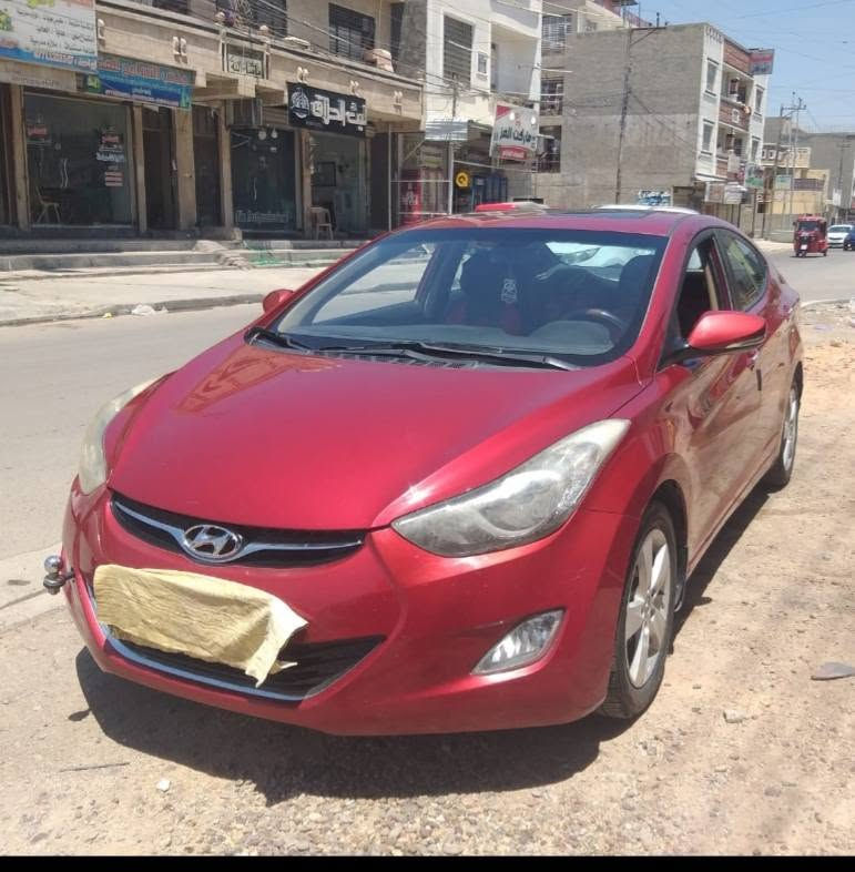 النترا خليجي ٢٠١٤  سعر  ١٠٥
مكينه ١٦٠٠  ماشية ١٦٢ الف كيلو بيها صبغ جاملغ خلف السائق  وبيها سونر  تبريد  ثلج مابيها اي نقص 
الاتصال  وات ساب ***********  رقم  اربيل  
مكاني بغداد
