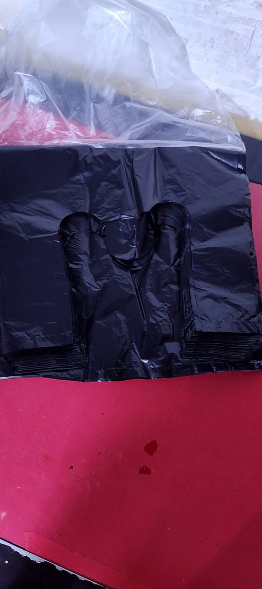 يوجد لدينا علاليك 
لاصحاب المشاريع الكبيرة والصغيرة 
ولأصحاب الافران والاسواق 
ومستعدين لتجهيزكم بأسعار تنافسية 
القياسات/    41x45  43x48  52x62
العدد./ 40 50 60  وقياسات خاصة حسب رغبة الزبون
سعر الكونية عدد 50 55 الف وتوصيل مجاني تحتوي على 5 ربطة 
كل ربطة تحتوي على 25 درزن
يوجد الوان  واسود  وافران 
للحجز الاتصال على الرقم***********
