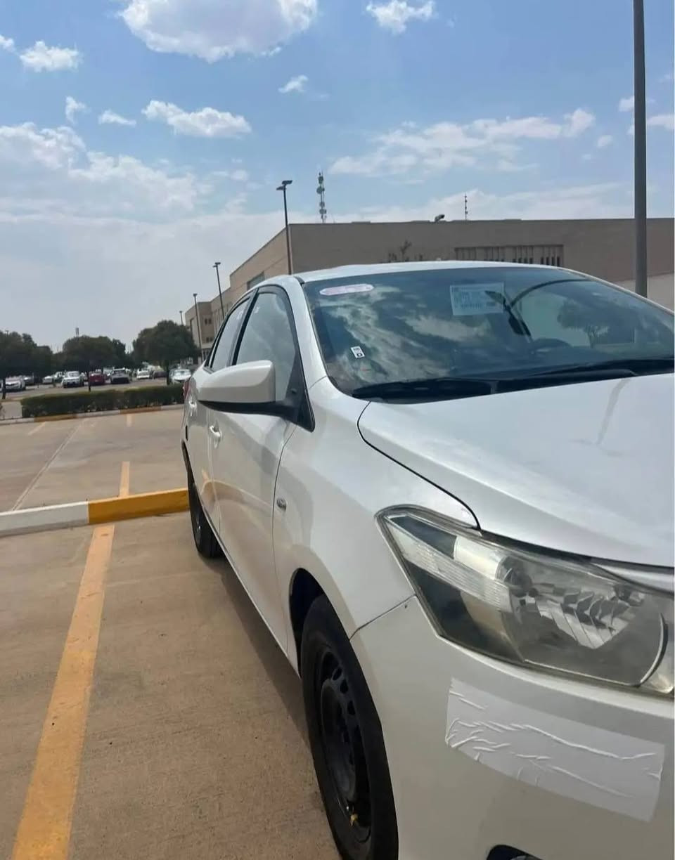 یارس مۆدێل ٢٠١٧ سپی سەدەفی ناو زەرد خەلیجی سفری شەریکەی جیھان مەکینە ١.٣ دەبڵ دیجیتاڵ سەنەوی نوێیە تا ٢٠٣٠ وە ھەزەشی نوێیە ئایپاد و کامێرایە وە سیستەمی دژە خلیسکە یکۆیە
ژمارە مۆبایل *********** وەتساپیشی لەسەرە أربيل, العراق
