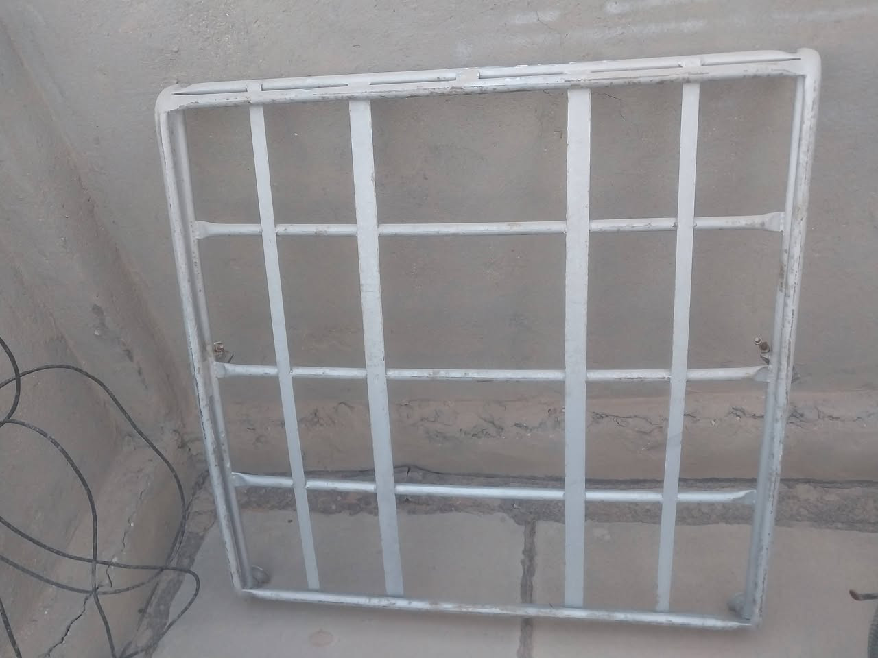 سيباية  عدد اثنان سعر الواحدة ٢٥ الف 
راديتر  اصلي حاوية  نظيفه  ٢٥ الف
جاملغ اصلي  ابو الإشارة يمين ٢٥ الف
جاملغ اصلي يسار ٢٥ الف
***********

