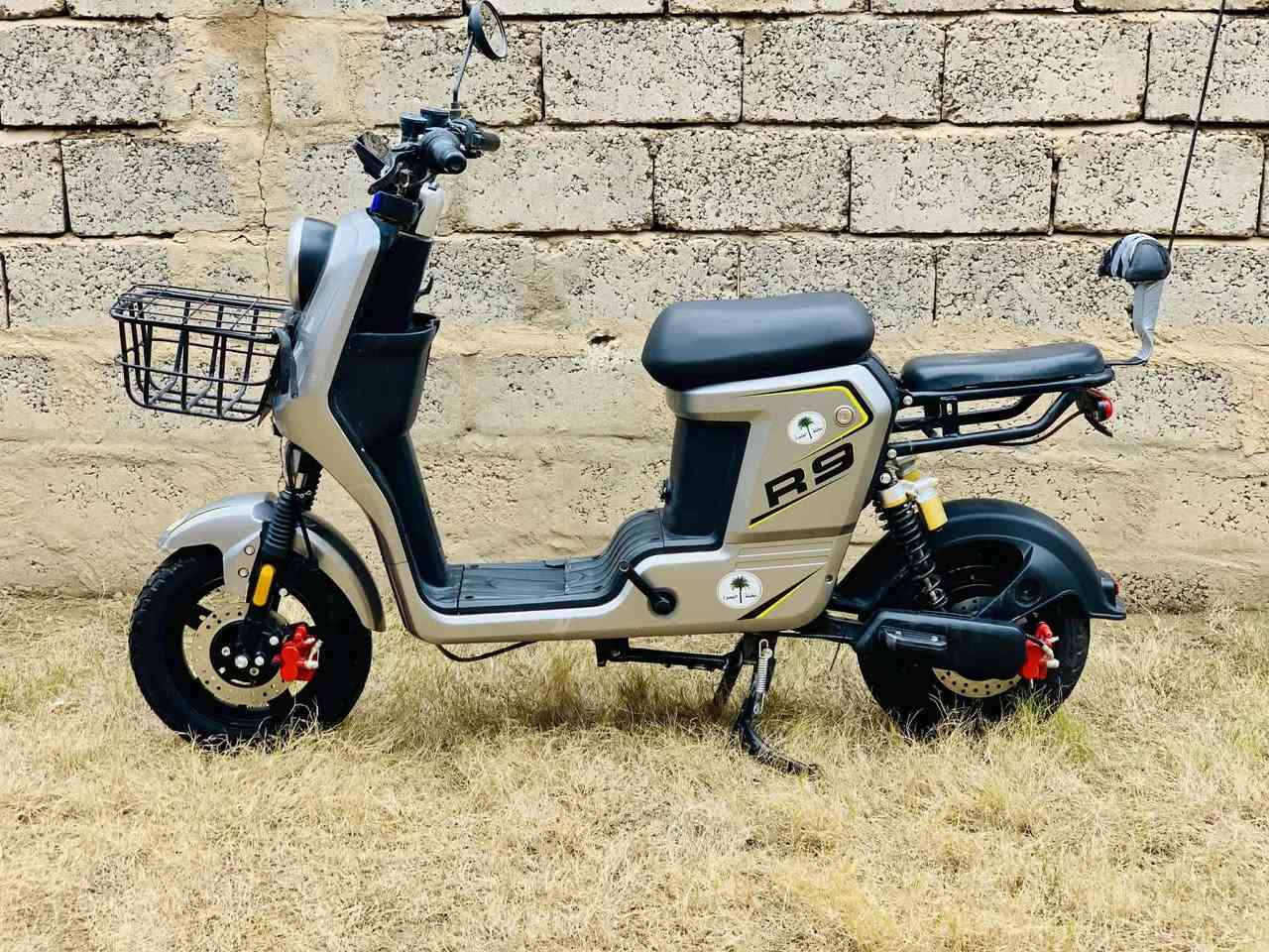 السلام عليكم ورحمه الله وبركاته
موطور شحن للبيع  R9

السعر 550 وبي مجال 

***********
