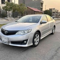 كامري 2013 خليجي شاشه  كامره حساس جلد  كراسي كهرباء تحكمات ستيرن  ويل ...