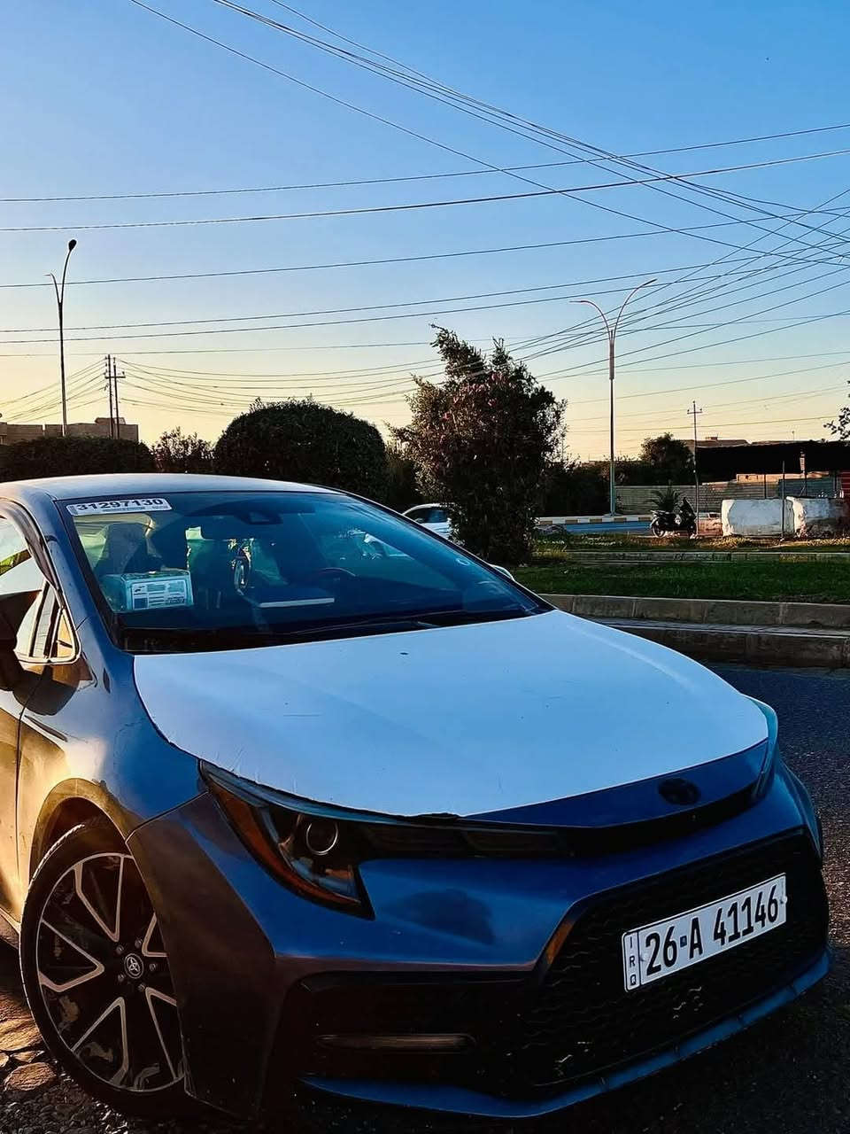 السلام عليكم 
للبيع كورلا موديل2020 SE وارد امريكي 
محرك ٢٠٠٠ 
اللون ازرق سمائي
ماشية 70كيلو  
مواصفاتها تحديد مسار , قيادة ذاتية , اوتو هولد ، هاند بريك بصمة ، شاشة تدعم كار بلي 
سياره باسمي تحويل مباشر 
السيارة جديدة وجاهزة مابيها اي نقص

حادثها خفيف بس البونيد مبدل  اي شي اخر ما بيه 
صور الحادث موجودة 

مكان السيارة تكريت
رقم التليفون 
 ***********واتس اب او رصيد
