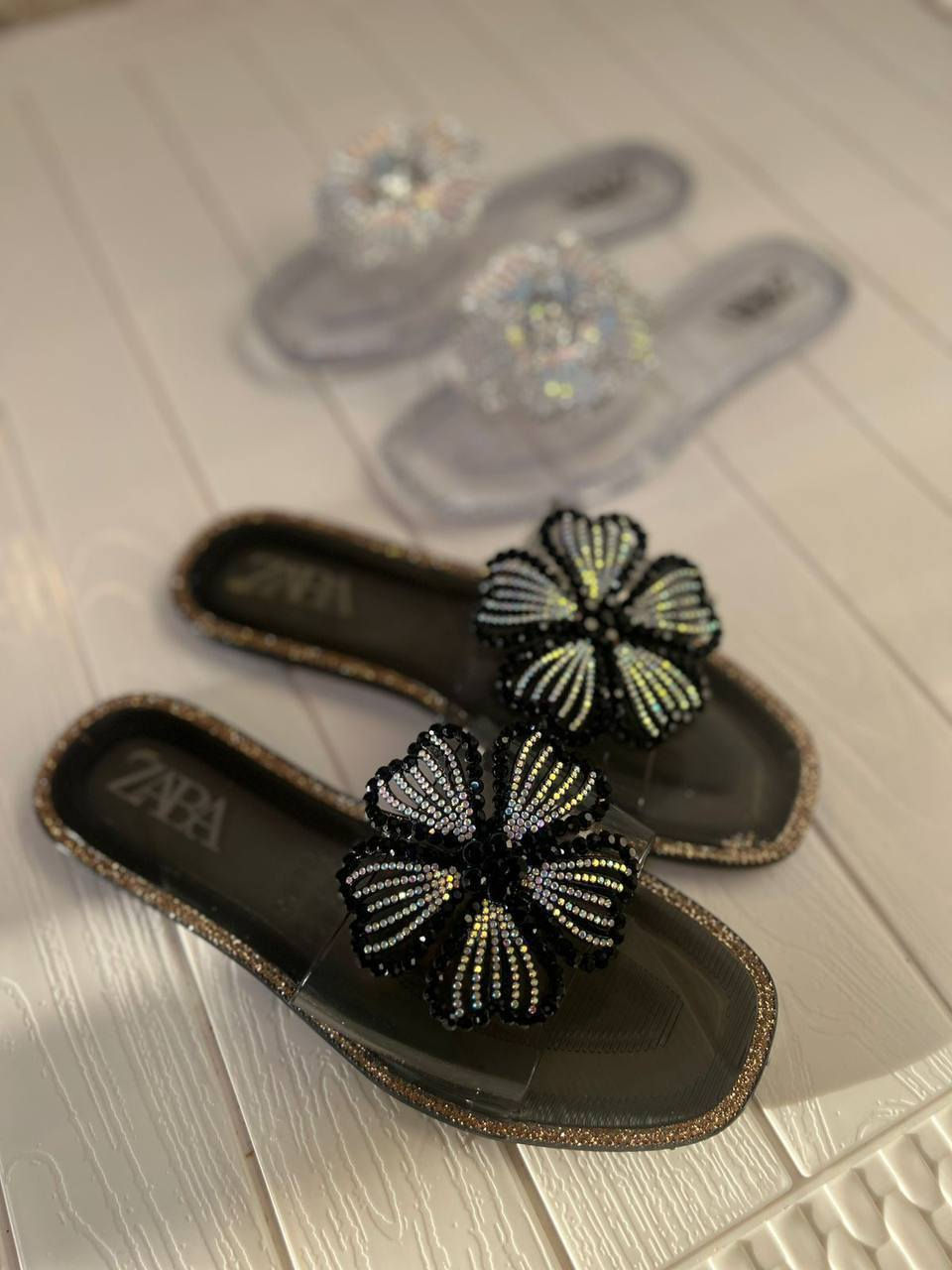 من 37 إلى 41
للحجزمراسلة الصفحة


**إذا كنت صاحب هذا الإعلان وتريد حذفه لأي سبب، رجاءا أرسل رسالة إلى الدعم الفني**