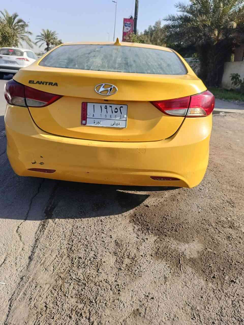 سلام عليكم 
النترا 2013 امريكي رقم مشروع وطني  تحويل مباشر السنويه نافذه 
كير و مكينه  1800 خير من الله لا تبخير ولا تنقيص 
صدر امامي خلفي نضيف 
تدفئه شغال + تبريد ثلج راديتر ومروحه جديد 
السياره خير من الله مال شغل كبل للشارع 
حادثه بامريكه جاملغ ايمن وبيه تعمير بالغد الايمن نفسه والباقيه موضح بالسونار 
مكان بغداد الشعب 
سعر 98 وبيه مجال تجي وتدلل 
رقم 
***********
مكلف بالنشر
