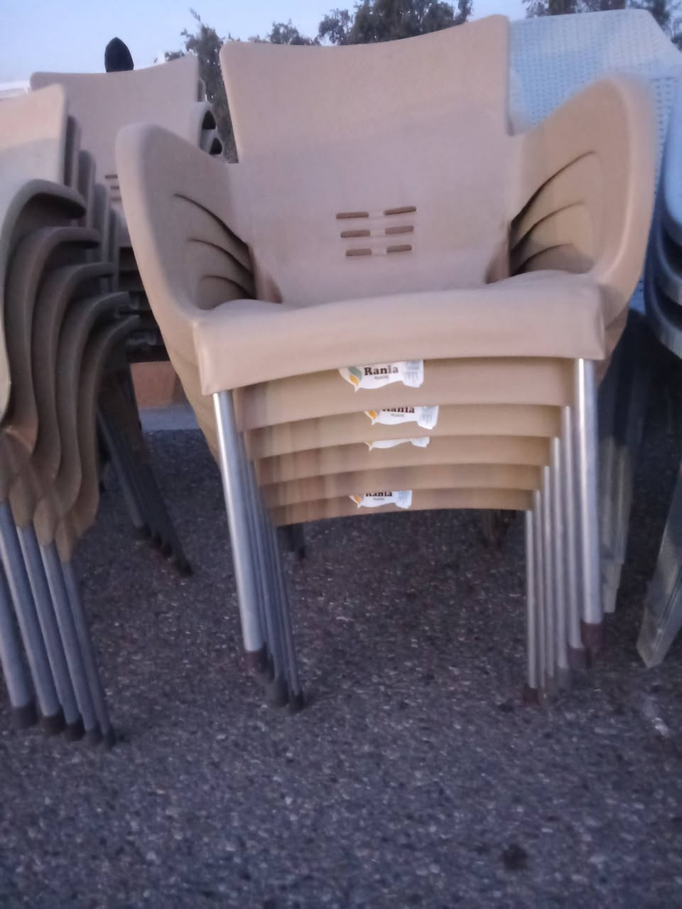 وصول وجبه جديده كرسي بلاستك رجل #حديد
سعر الزوج 16
مكان كركوك/ حي النداء 
***********
