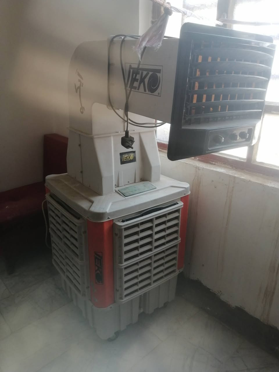 لبيع سعر ٢٠٠ الف  ***********
