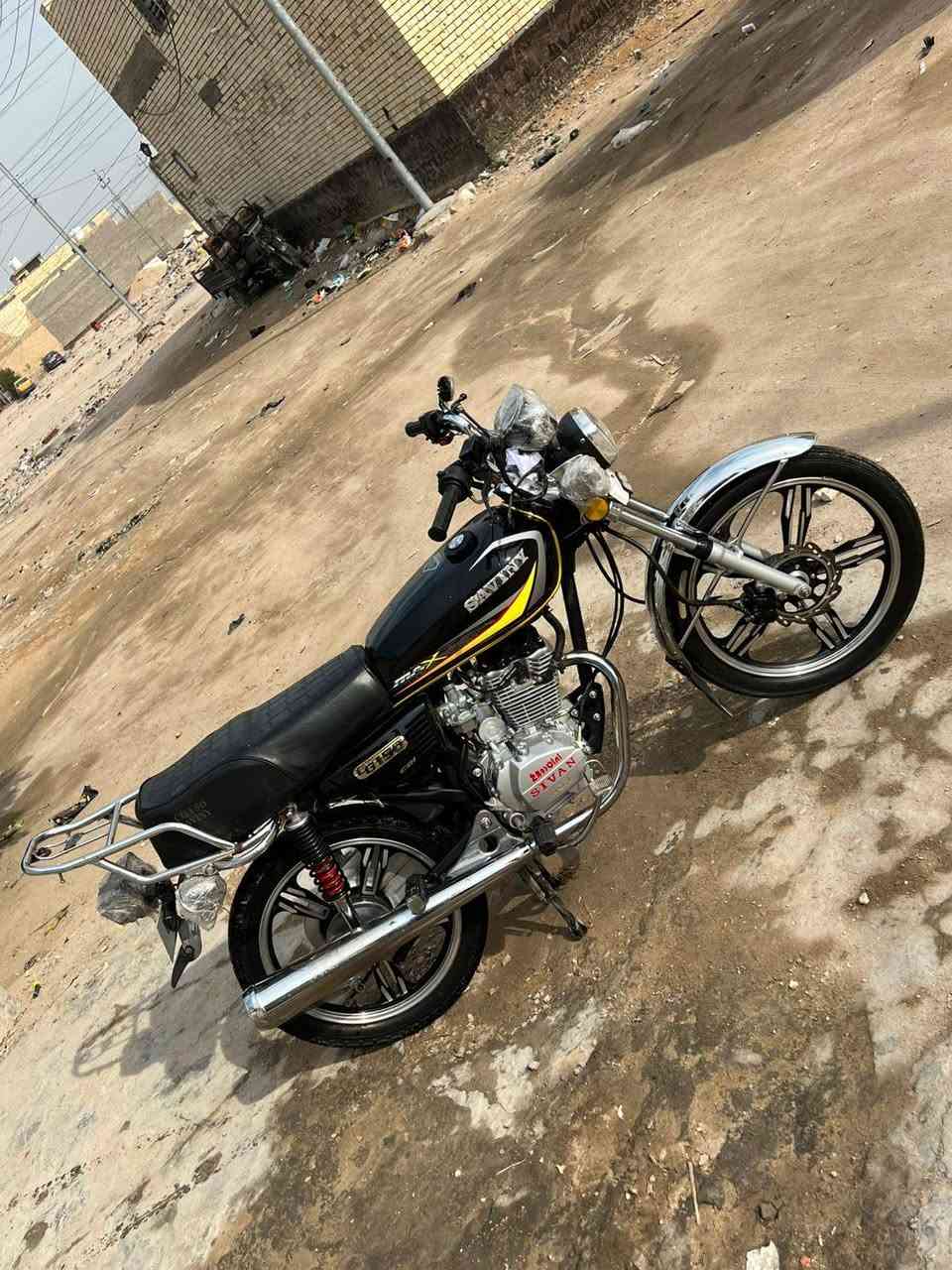 السلام عليكم دراجه خمسه كير موديل 25 البيع اوراق مكاني الديوانيه عفك السعر خاص 
***********
