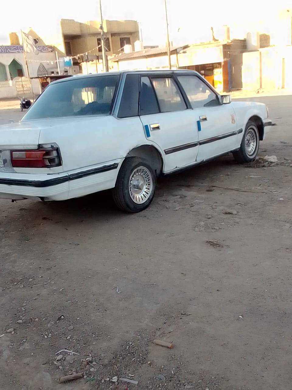 السلام عليكم سوبر 85 مكينه وكير ثنين ونص لا تنقيص ولا تبخير رقم انبار لماني تحويل سنويه لل25 تحويل مباشر سياره جاهزه ما نقصهه شي السعر 22 مكان سياره ناصريه الاستفسار ع رقم ***********
