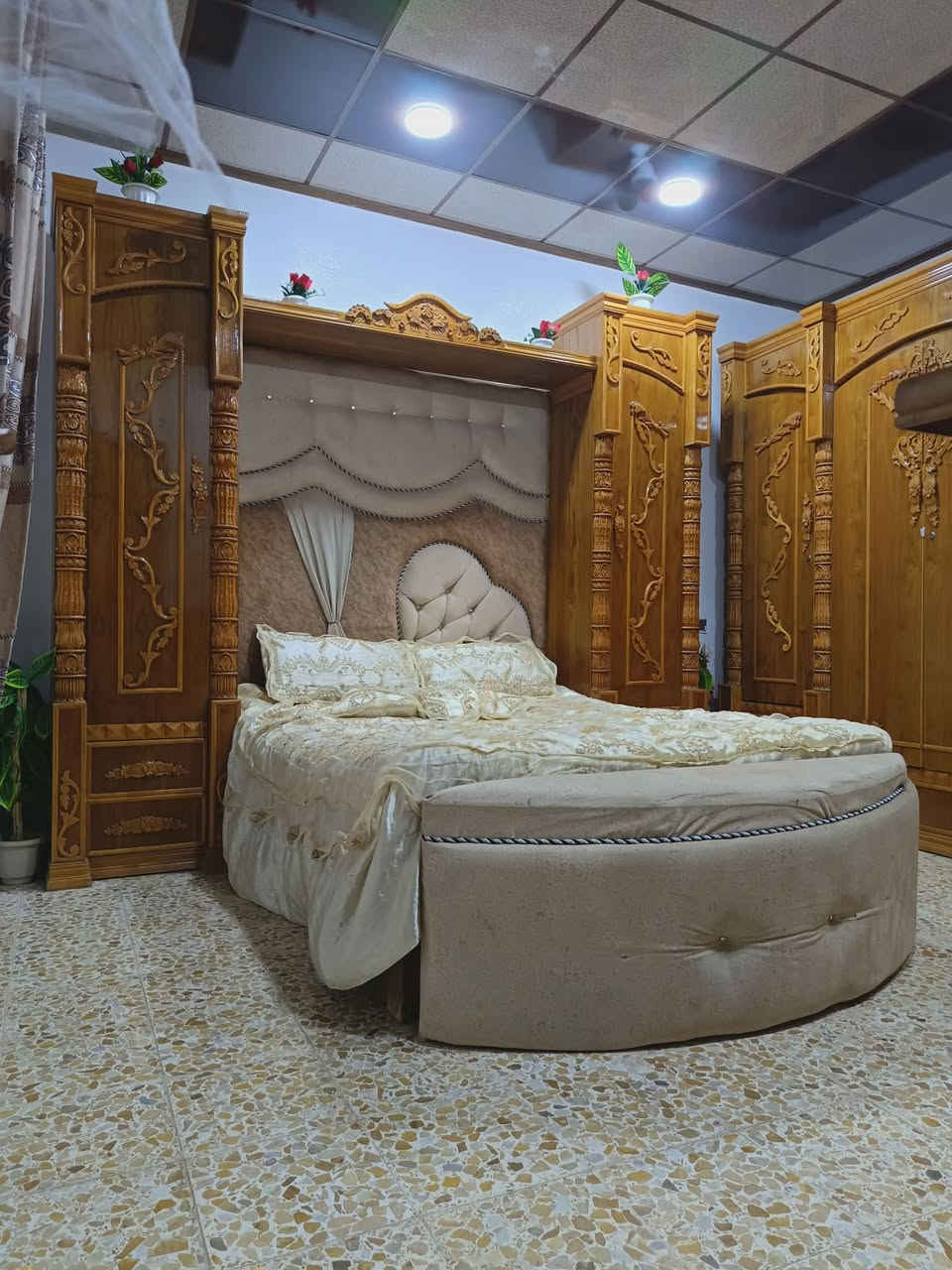 السلام عليكم غرفه كاملة للبيع جديدة شرط صارلي اقل من شهر من اخذتها الله شاهد عليه كله صاج القنصور داخل خارج صاج سته ابواب شرط صاج الغرفة كلها من الداخل و الخارج صاج شرط للاستفسار الاتصال ع الرقم *********** موجود خاص موجود واتساب
السلام عليكم غرفه كاملة للبيع جديدة شرط صارلي اقل من شهر من اخذتها الله شاهد عليه كله صاج القنصور داخل خارج صاج سته ابواب شرط صاج الغرفة كلها من الداخل و الخارج صاج شرط للاستفسار الاتصال ع الرقم *********** موجود خاص موجود واتساب
تجي كدام عيونك تفحص الله شاهد لو ما محتاج ما ابيعها واني اشتريتها ب2 مليون واريد ابيعها مليون و700 وبيها مجال
