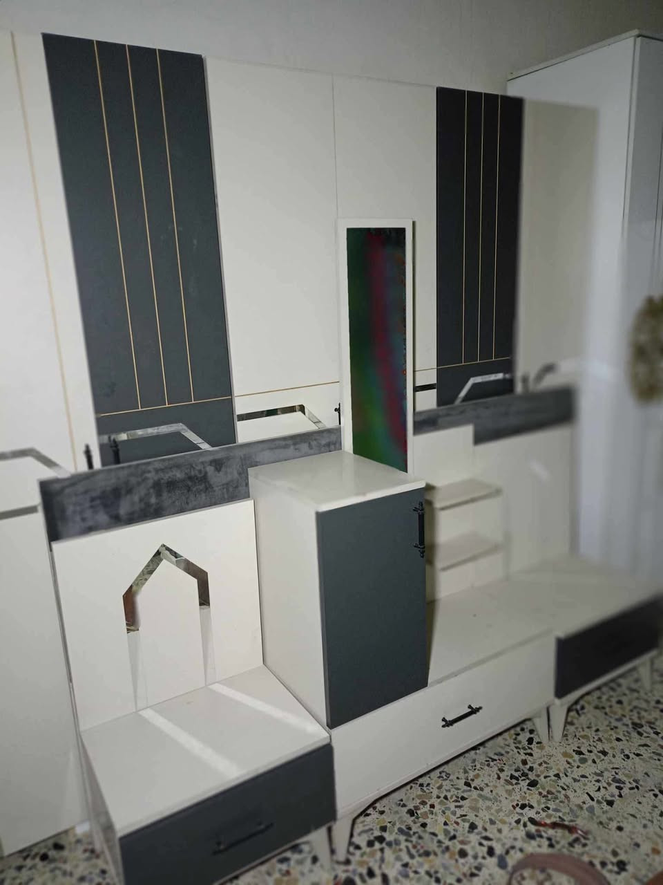 غرفة تركي 🇹🇷 مستخدام 5قطع  ✨✨
نضافه 90 💯
ابواب  💖
السعر 475 💖💸
مع شد🪛 ونقل 🚚  مجاني  داخل بغداد  محافظات بكروه


**إذا كنت صاحب هذا الإعلان وتريد حذفه لأي سبب، رجاءا أرسل رسالة إلى الدعم الفني**