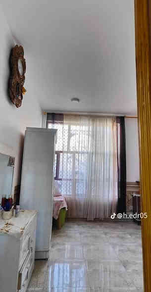 السلام عليكم بيت للبيع المساحه الكليه 520م تحت البناء 320م 
طابقين بناء حديث المكان حي الجمعيه على الشط الاستفسار ***********
