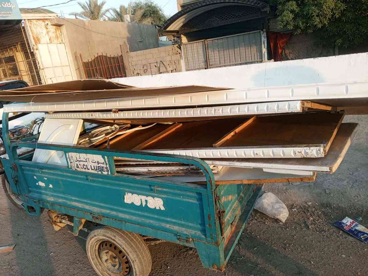 كنتور نجاره مصبوغ ابو6اب75الف العنوان حله ورديه خارج قرب علوت المخضر يم البسطيات مال المخضر بيع مستعجل كلش نضيف كلش  ***********
