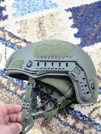 خوذة • اصلية • قيم