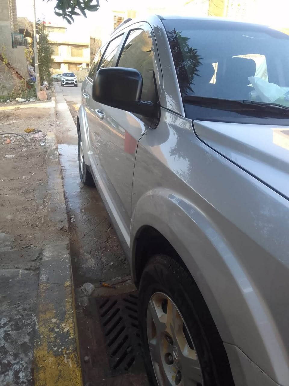 دوج جورني محرك ٢٤٠٠ المرغوب موديل ٢٠٠٩ قطعة تبريد وحدة لون سلفر كلين بدون ضرر أو صبغ من الدعامية إلى الدعامية طخم تأير جديد بطارية  جديدة كير ومحرك ماشيه 130 خمسه راكب جيدة جدا رقم سليمانية باسمي السعر ١١٥ بيه مجال حك الجيه
*********** الفارس, صلاح الدين
