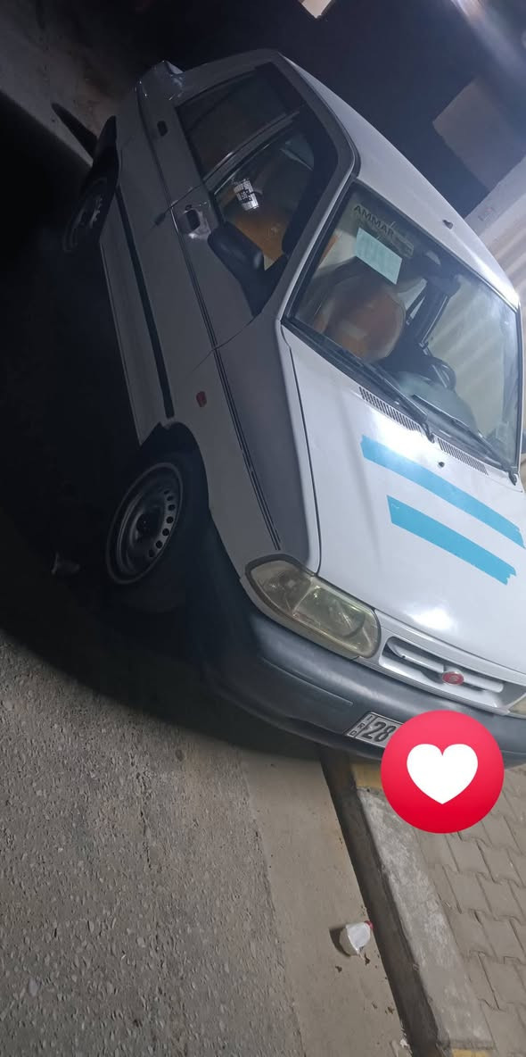 السلام عليكم مكلف بالنشر  سايبه للبيع مقفوله موديل 18 فقط جاملغ الامامي بي بارد خفيف سياره كير و مكينه نظيفات تخم تاير حداديه كهربائيات تبريد شغالات  رقم الجديد الانجليزي نجف سنويه جديده السعر 55للاستفسار على هذا الرقم***********
موجود واتساب
