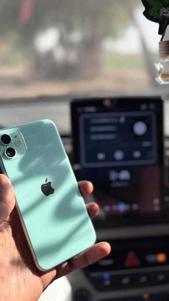 يالله🧡
ايفون  11 عُاَدّيَےّ بلادي وتر بروف وضع الشركه

ذاكره  128
بطاريه 82
نموذج M شرق اوسط
نضافته  100%100 انضف من الصور بعد 
للبيع او مراوس  
السعر 280  الف  
عنواني فلوجه حي الجولان
للأستفسار  اتصال او واتساب ... ***********
