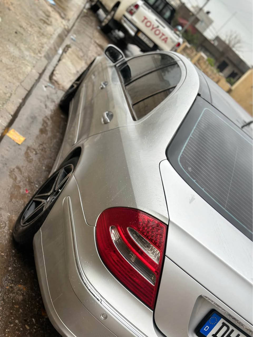 گورین و فروتن
mercedes e320 2003 
فول فول مواصفات پانوراما
کوشن کهربائئ
کوشن خزن
کوشن جلد و هیتەر
پێش و پشت حساس شریکە
پش و پشت جەگێ هەوای شەریکە
٦ سیدی
تحدید سرعە 
سوکان کهربائئ
سوکان تحکمات
فول فولە هەمی شەرتە
منافێست ابراهیم خلیل شەرت
غرامە شەرت
دەعامی بو دەعامی شەرت
گێر و مەکینە شەرتی سونەر
سقف و حیزم شەرتە
بێ دەعم و لێدان
سعر 89$ و مەجالەکێ کێم
سیارا ل ئاکرێ
رقم تلفون و واتسئاپ
*********** اكر, نينوى
