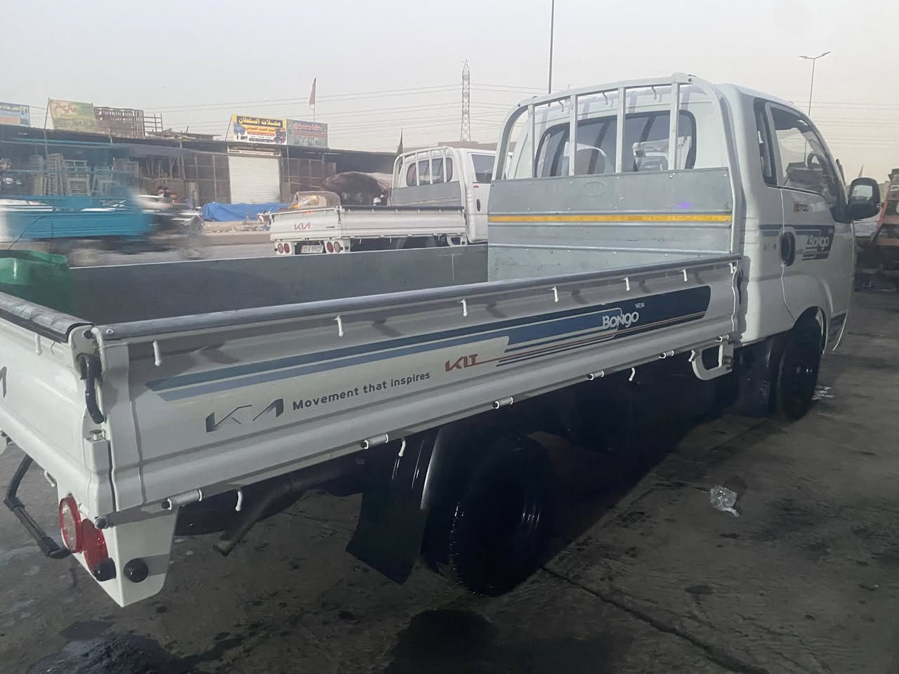 السلام عليكم كيا موديل 2023ماشيه 54الف بلاديه جديد كامل مكان بغداد مدينه الصدر وقم ***********
