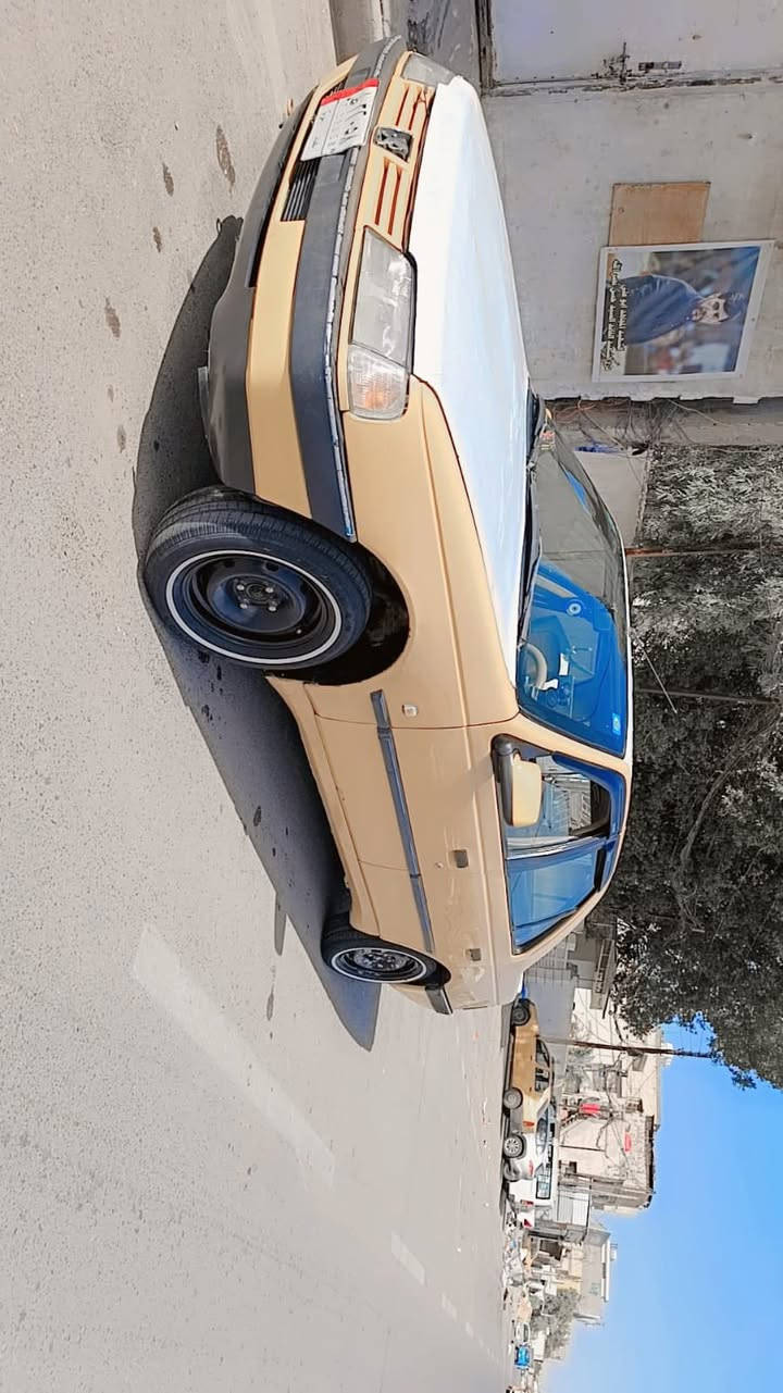 السلام عليكم بيجو ٤٠٥ موديل ٢٠١٠مكفوله لا ضربه ولا صبغ ولا تبديل ولا خياس مدوشمه عام تبريد ثلج سعر ٢٨وبيها مجال قليل مكاني الشعب ***********
