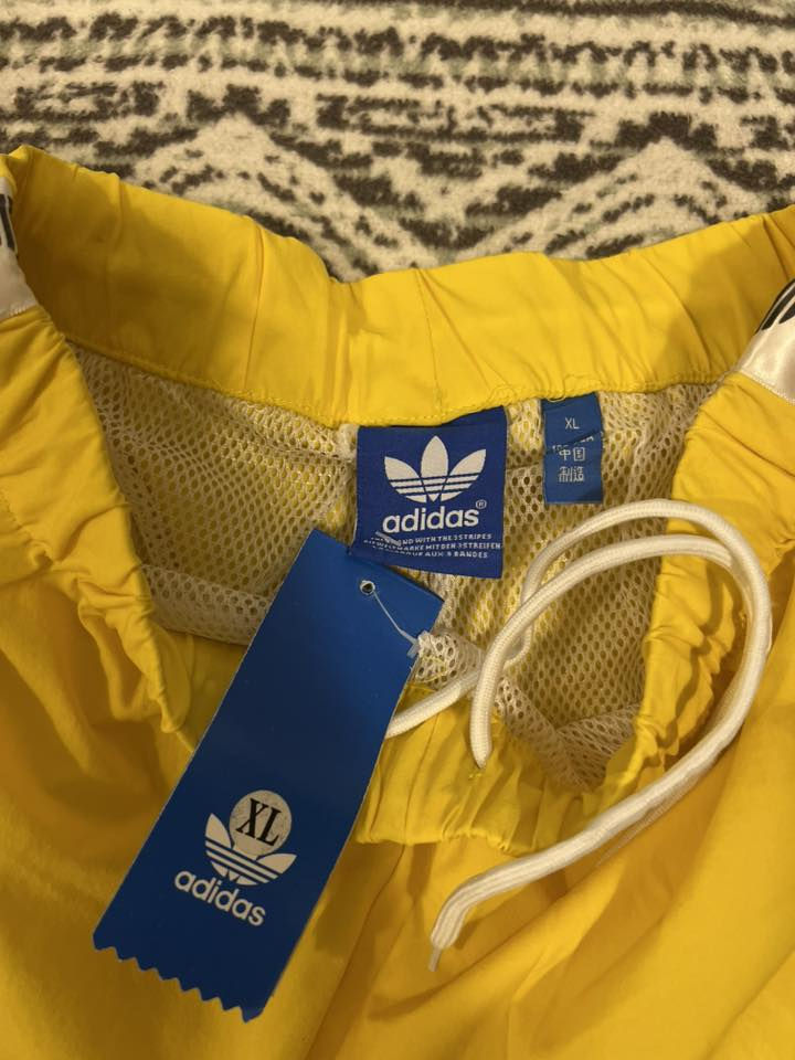 اديداس وتر بروف قياس XL بالة غير مستخدم بالليبل


**إذا كنت صاحب هذا الإعلان وتريد حذفه لأي سبب، رجاءا أرسل رسالة إلى الدعم الفني**