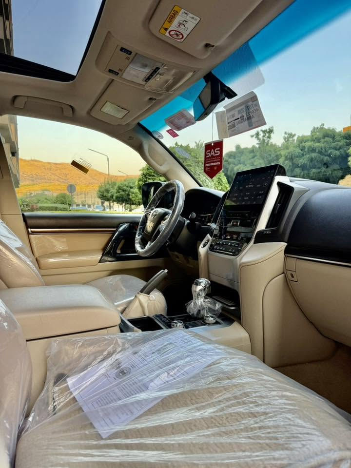 ‏Land cruiser GXR  2021     V6  58.000km
‏Grand turing

لاندكروزر ٢٠٢١  GXR

‎ملاحظە : الاخوان رجائن بس بیع نقد بدون مراوس📌

أخت زيرو بل كارتون 📦📦

‏‎لاندکروزر 2021 ساز

‏‎💎محرک 6 سلندر 

‏‎⌛️ماشي 58,000 ألف

‏‎💎 بسمطين  +سماعة بيلادي +فرشات بيلادي مجوود 

‏‎💎 مكفولة كفالة عامة من الدعامية إلى الدعامية

‏‎ 💎 بدون صبخ .بدون بارد  ،بدون رصعات ،بدون حتى شخط

‏‎دعاميات هم بدون صبغ ،رمل مابي ،لحية بدون صبخ ..بقية كلها بشرط

‏‎🧬فول فول مواصفات

‏‎شاشة كبير لمس 5كاميرا حاسة رادارات

‏‎كاميرات 3 شاشات سيلاد فتحة سقف 

‏‎كشن جلد كشن كاراباي شحن موبایل  8 اريباك تبريد مركزية

‏‎بصمة تشغيل عن بعد باب جاك سلاجة ليد زينون 

‏‎تحكمات ستيرن دبل فوليوم فورويل هوك

‏‎سيارة بها 2 بصمة من شركة جديد جدأ 

‏‎سيـارة عل نظافتها احسبها صفر زيرو

💎 تخم تاير دنلوب الاصلي

‏‎ 💎محرك كير بشرط مامفتوح

‏‎سيارة حيل نظيفة كلشي عل بلاد لوك

‏‎سنوية زنكة كلشي جديد مدفوع لـ2031

‏‎باسمي السنوية بشرط تحويل و خرامة 

‏‎سيارة مابيـها دينار مصرف كامل من كل نواحي

‏‎♻️نفسي يوم /تحويل و وكالة حاظر 

‏‎📍مكانك /داخل سليماني

‏‎💵 سعر 537

‏‎☎️موبايل/ ***********
