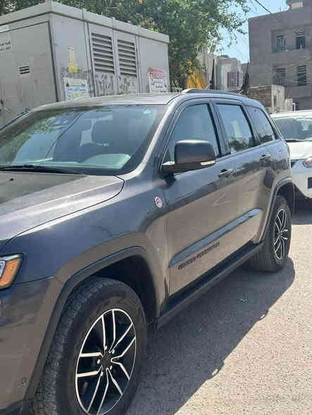 جيب ترايل هوك 
موديل 2021
ماشية 46,000 mi
رقم بغداد بأسمي سنوية جديدة 2024
#المواصفات…
1-كشنات جلد (حضن)
2-كشنات امامية تدفئة تبريد + الخلفية تبريد
3-كرسي السايق والصدر تحكم كهرباء
4-تحديد مسار
5-التوقف الذاتي (Auto Break system)
6-تبريد قطعتين منفصل 
7-بانوراما 
8-ماوس بالاضافة الى 6 وضعيات قيادة
9-نظام التعليق (جكات)
10-وضعيات خزن الكشن (ميموري)
11-نقطة عمياء 
12-مري شفط مع تعتيم ذاتي
13 ستيرن كهرباء
14-دفع رباعي 4*4
15-ويل قياس 18
16-شاشة كبيرة مع نفگيشن GPS
17-صندوق كهرباء
18-تشغيل عن بعد 
19-لايت مع بلوجكتر زنون 
20-محرك 3600 
21-صندوق كهرباء 
22-حساسات امامية وخلفية 
23-كاميرا 360 درجة
24- ستيرن تدفئة - كهرباء
25- Auto stop system 

#الضرر 
موضح بالصور بالاضافة الي السونار موجود 

#السعر 26.000 الف دولار وبيها شي بسيط 

مكان التواجد #بغداد

رقم الهاتف ***********
