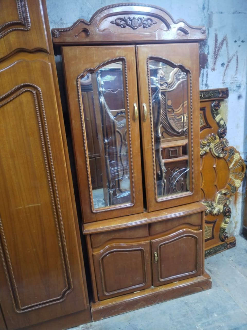 غرف عراقية جديدة السعر 650 المكان ناصرية  قرب جسر  النبي  ابراهيم


**إذا كنت صاحب هذا الإعلان وتريد حذفه لأي سبب، رجاءا أرسل رسالة إلى الدعم الفني**