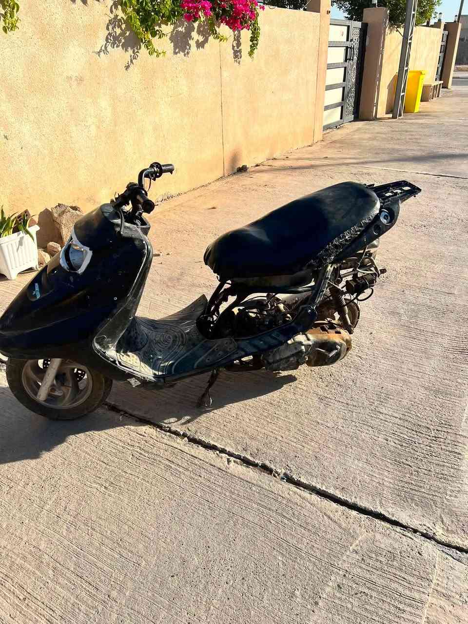 سلام عليكم عندي هاي الفراشه رايدها 125 وذا اكو مراوس بدراجة كير بعد احسن


**إذا كنت صاحب هذا الإعلان وتريد حذفه لأي سبب، رجاءا أرسل رسالة إلى الدعم الفني**