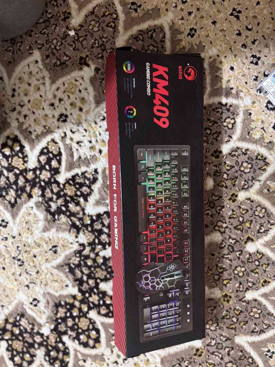 اكس بوكس سيريس اس مع كامل ملحقاته واستعمال قليل بسبب الدراسة وكذلك مع شاحنة لليدة والكيبل مالها و يو بي اس 1500VA من شركة ماكسما  قبل فترة اشتريته ما بي اي شي وهارد HDD سعة 1T سرعته من 350mb-910mb بالثانية جديد و ماوس وكيبورت ميكانيكي RGB
السعر450 وبي مجال / مع فحص وضمان 
للتواصل *********** واتس اب او على الخاص
مكاني بغداد مشتل
