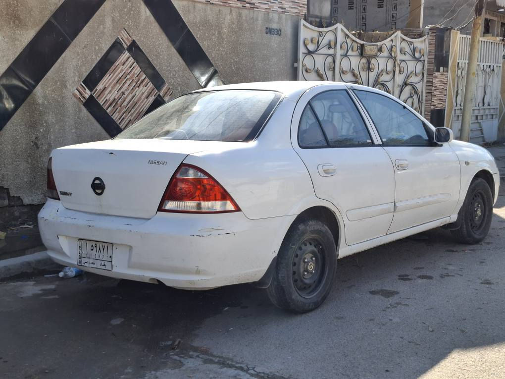 السلام عليكم للبيع او المراوس نيسان سني بدي كوري موديل ٢٠٠٩ كير ومكينه خير من الله صدر امامي خلفي جديد تخم تاير جديد تبريد شغال جام كهرباء كهربائيات كلها شغاله يحتاجلها صبغ فقط باقي السياره جاهزه حادثها جاملغ جهه السايق السعر ٧٧ وبيها مجال 
مكاني الدوره ابو دشير 
رقم الهاتف *********** بغداد, العراق
